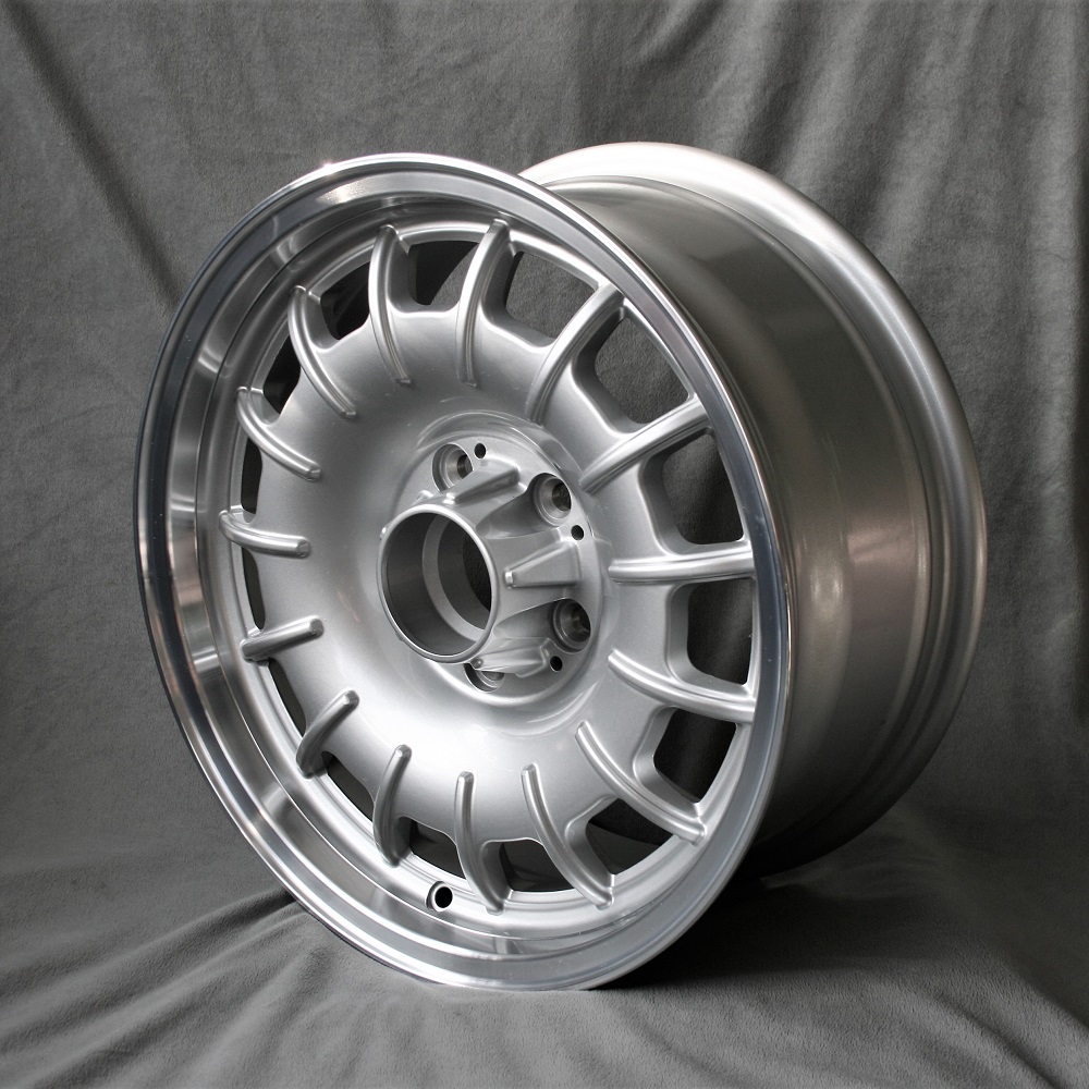 Maxilite Bundt Felge für Mercedes 7x16 silver/diamond cut
