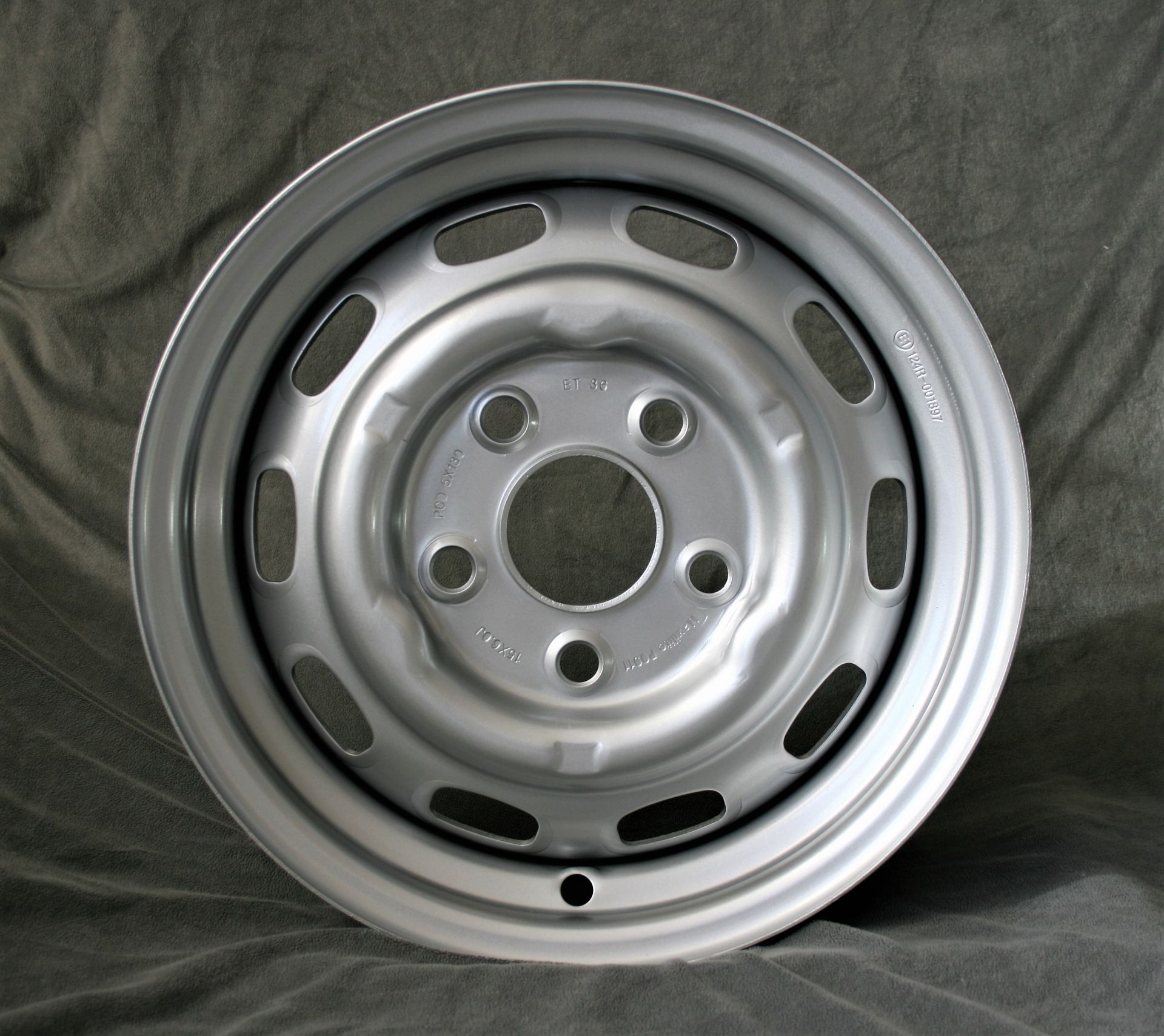 Stahlfelge Porsche 6x15-ET42 LK5x130