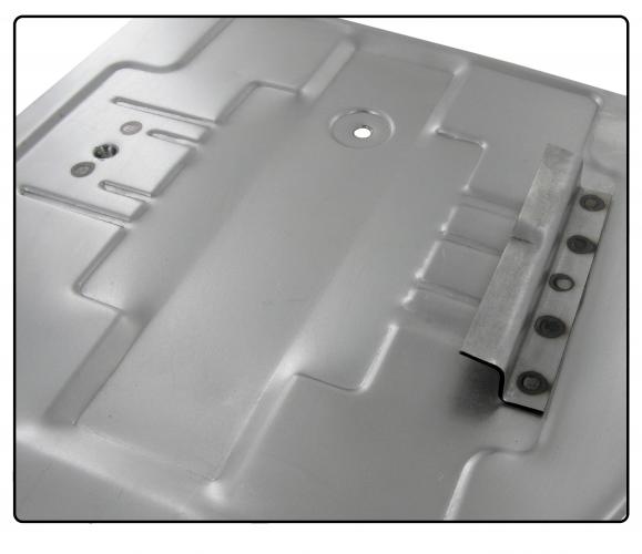 Bodenblech Hinten Rechts (für 12V Batterie)