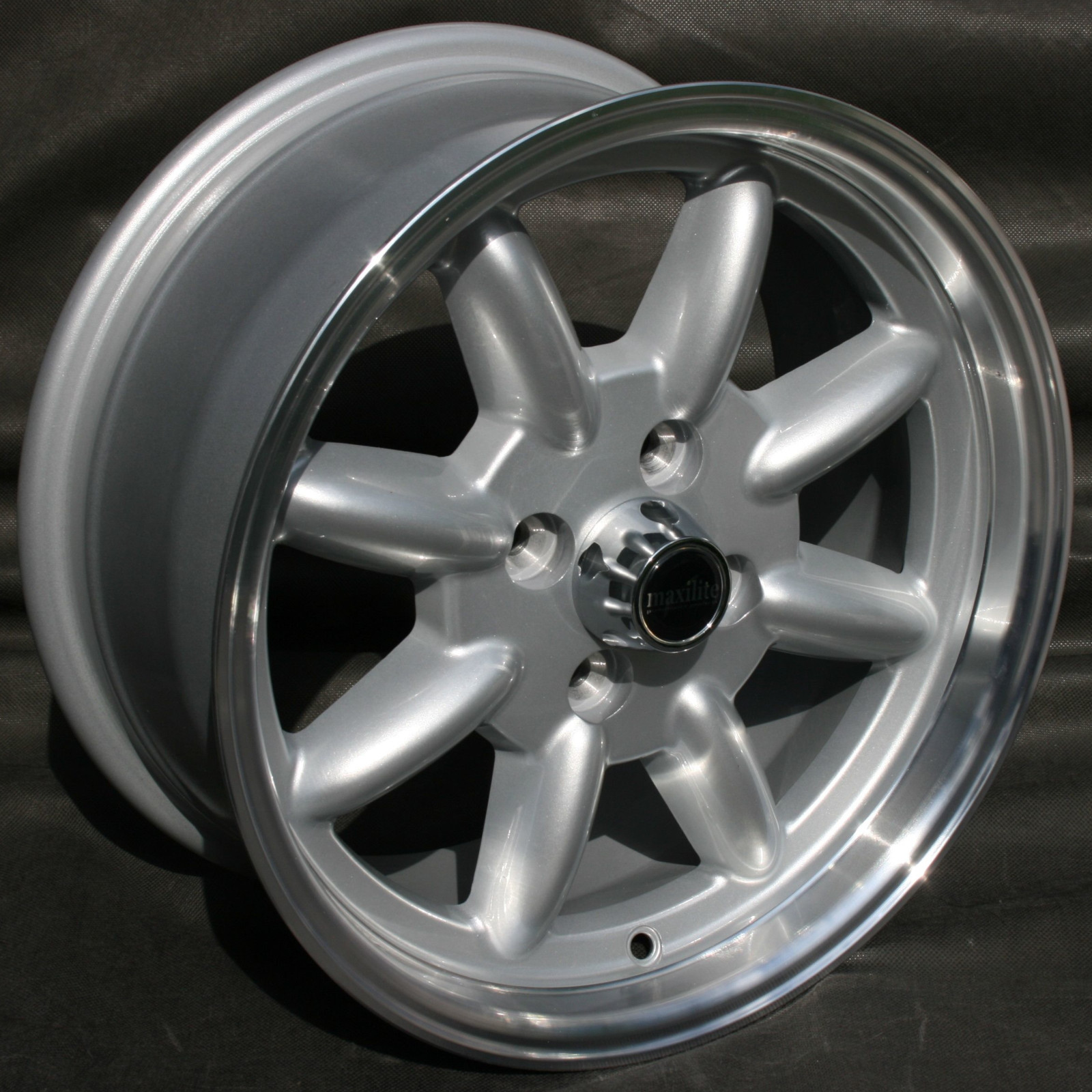 Maxilite Minilite Felge für Ford 7x15 silber/diamond cut