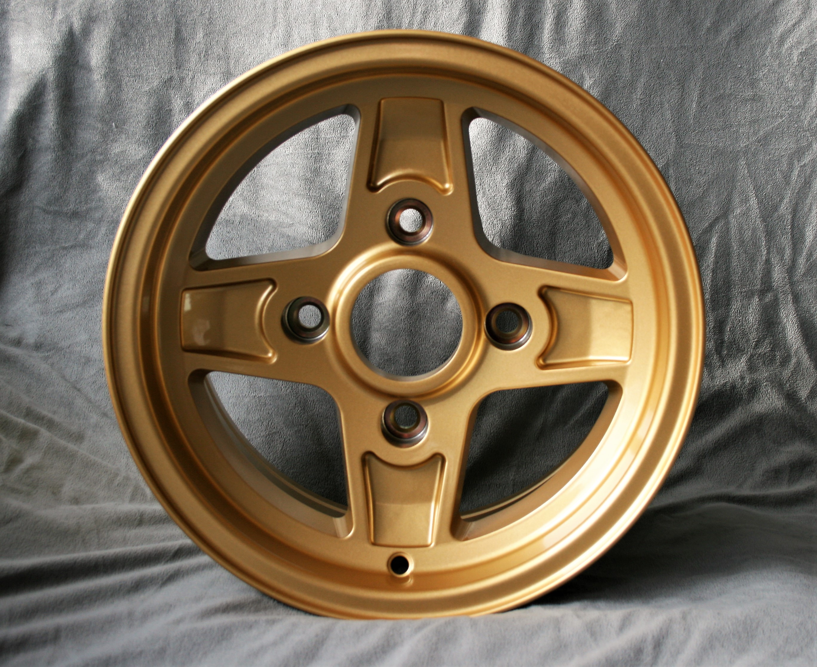 Maxilite Campa Felge für Lancia – 7x13 gold