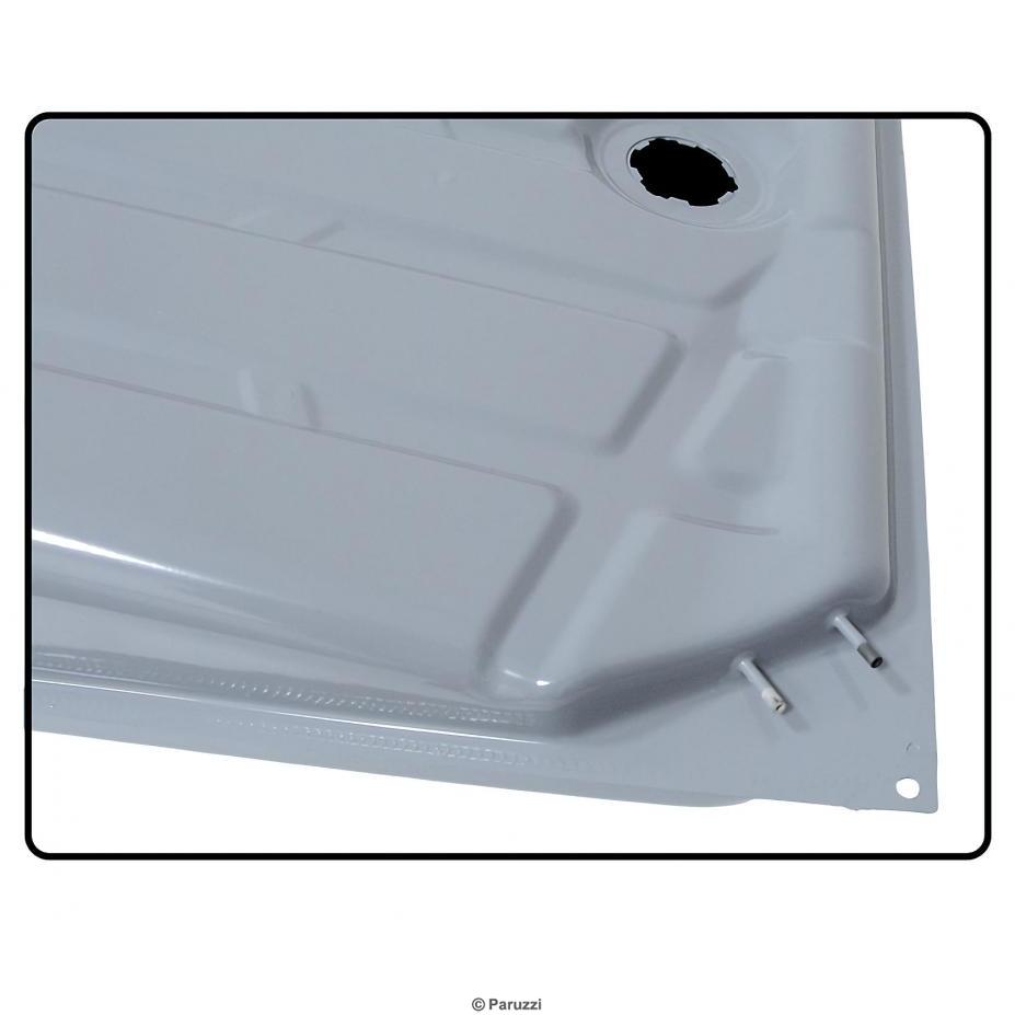 Kraftstoffbehälter für Fahrzeuge mit Vergasermotor (1302 u. 1303)