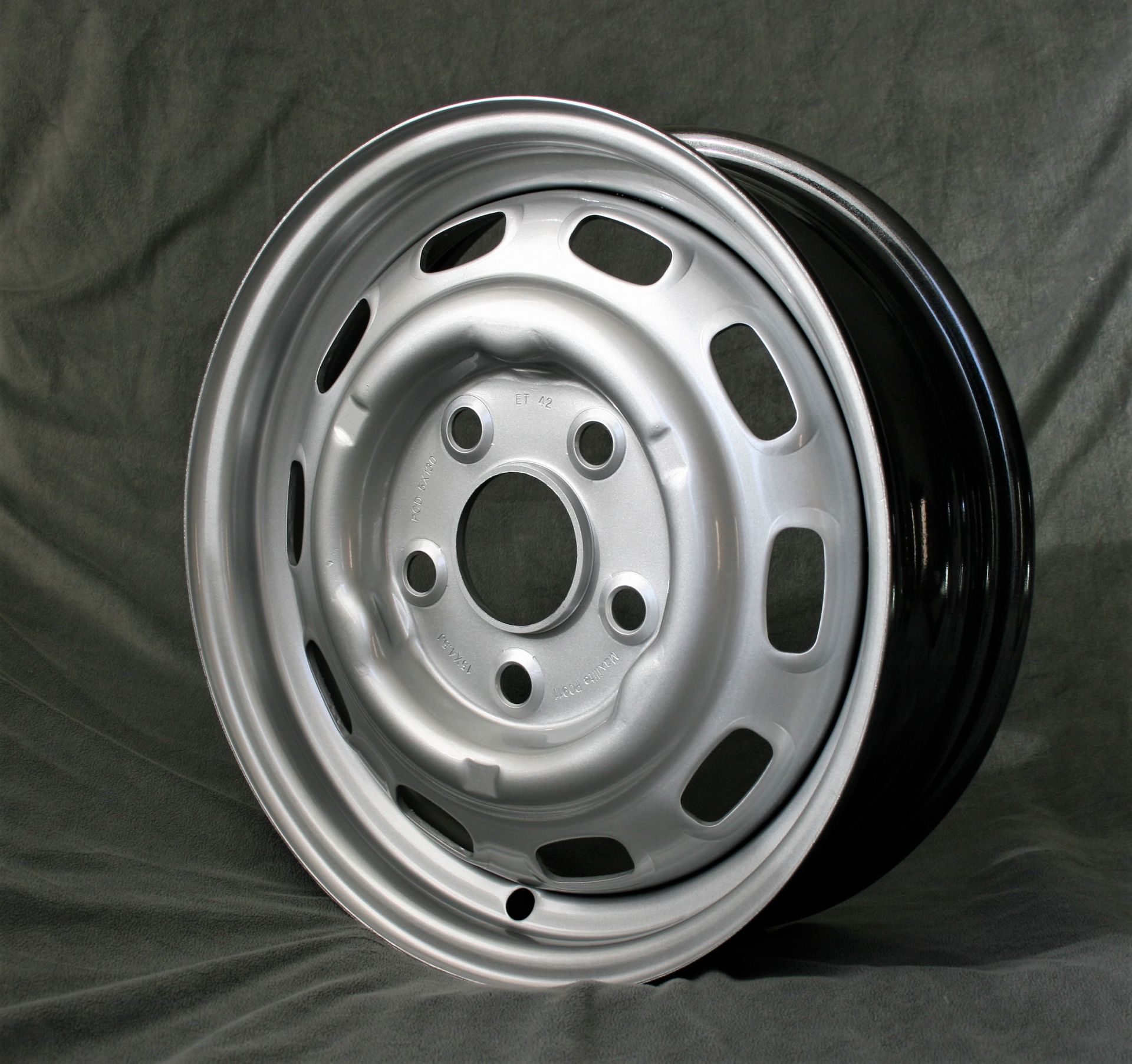 Stahlfelge Porsche 4,5x15-ET42 LK5x130