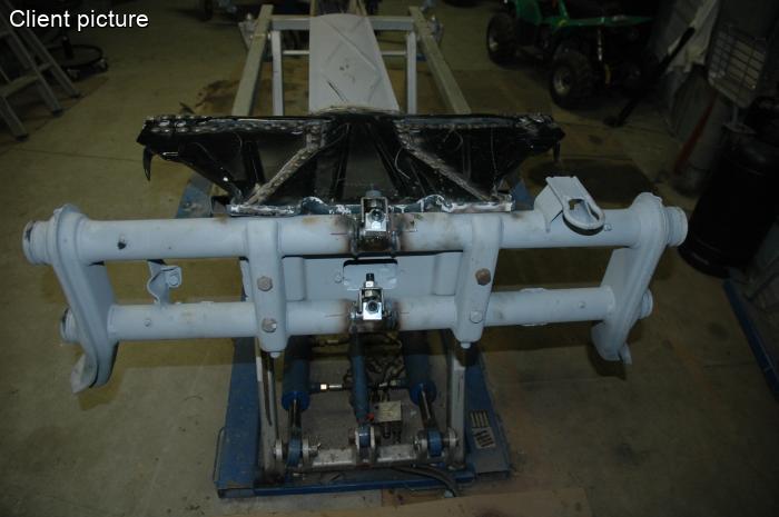 Rahmenkopf Bodenblech