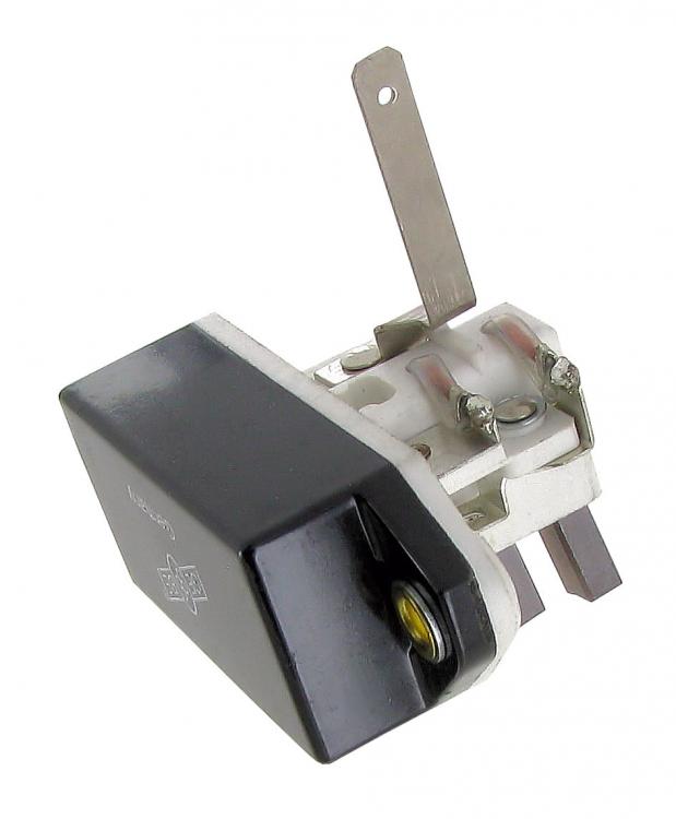 Spannungsregler 12V für Wechselstromgenerator Type 1