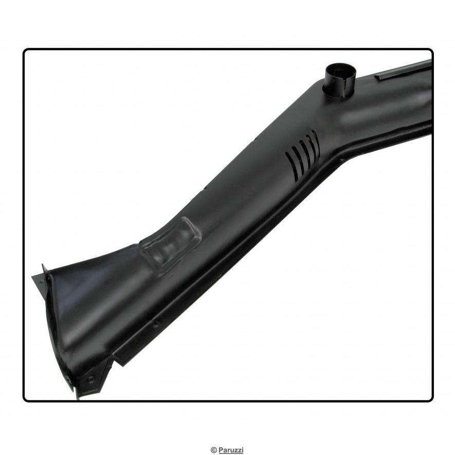 Heizungskanal mit Heizungsrohr rechts 54-68