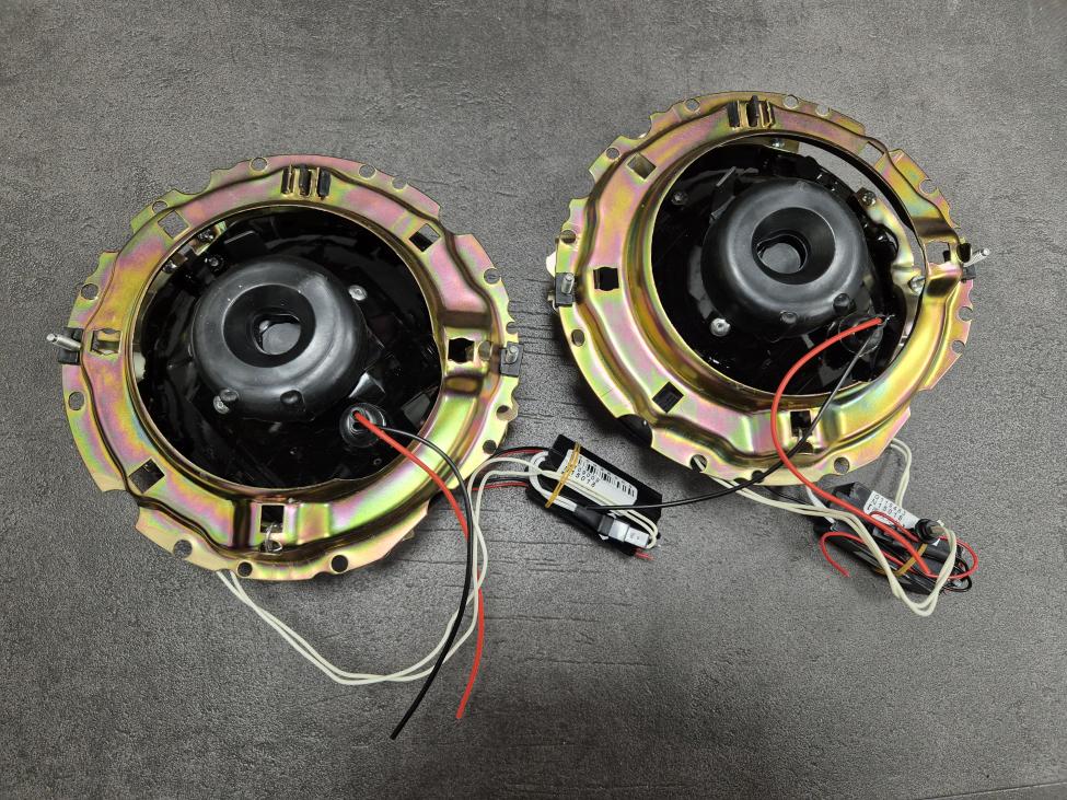 H4 Angel Eyes Scheinwerfereinheit smoked mit LED-Ringlicht