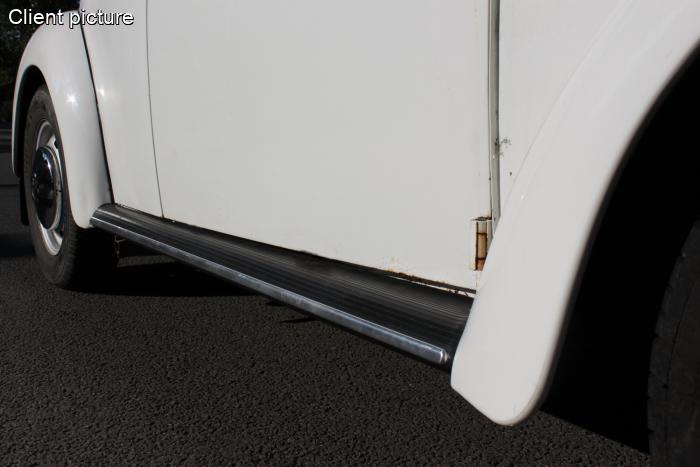 Trittbrett mit Aluminiumleiste in A-Qualität rechts