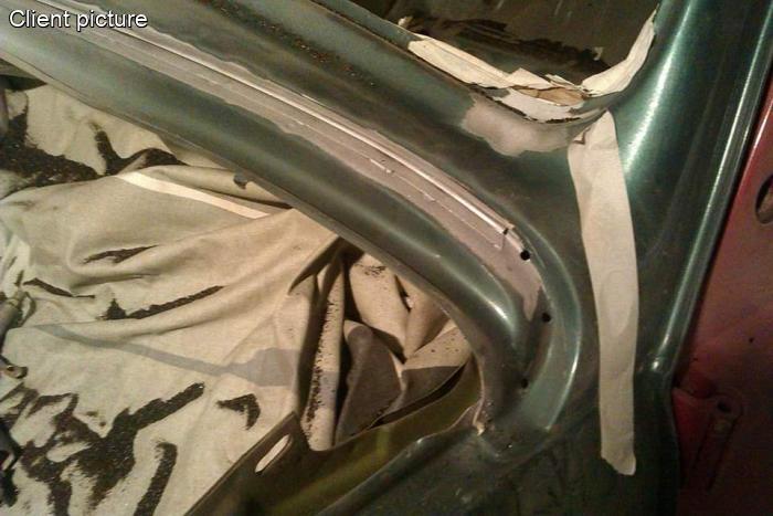 Dichtungsklemmleiste für Motor und Kofferraumdeckel 110 cm (jeweils)