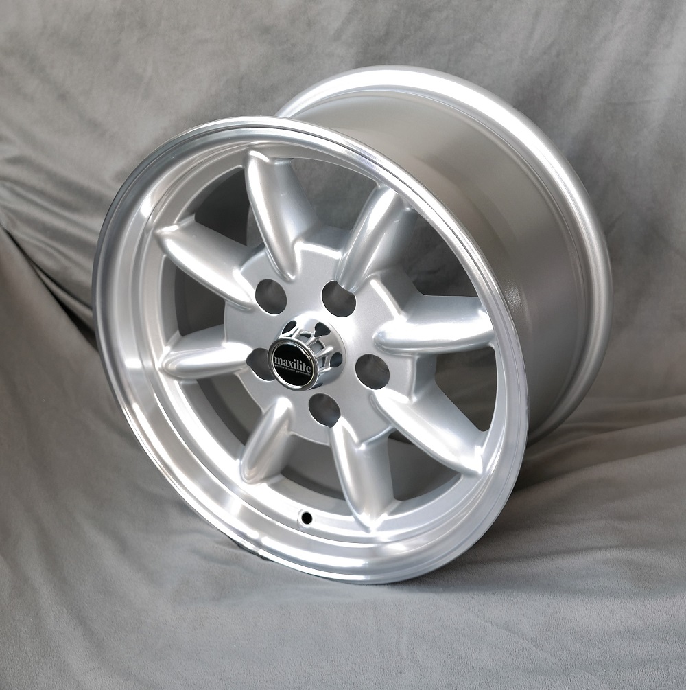Maxilite ML800 Minilite Felge für Buick 8x15 silber