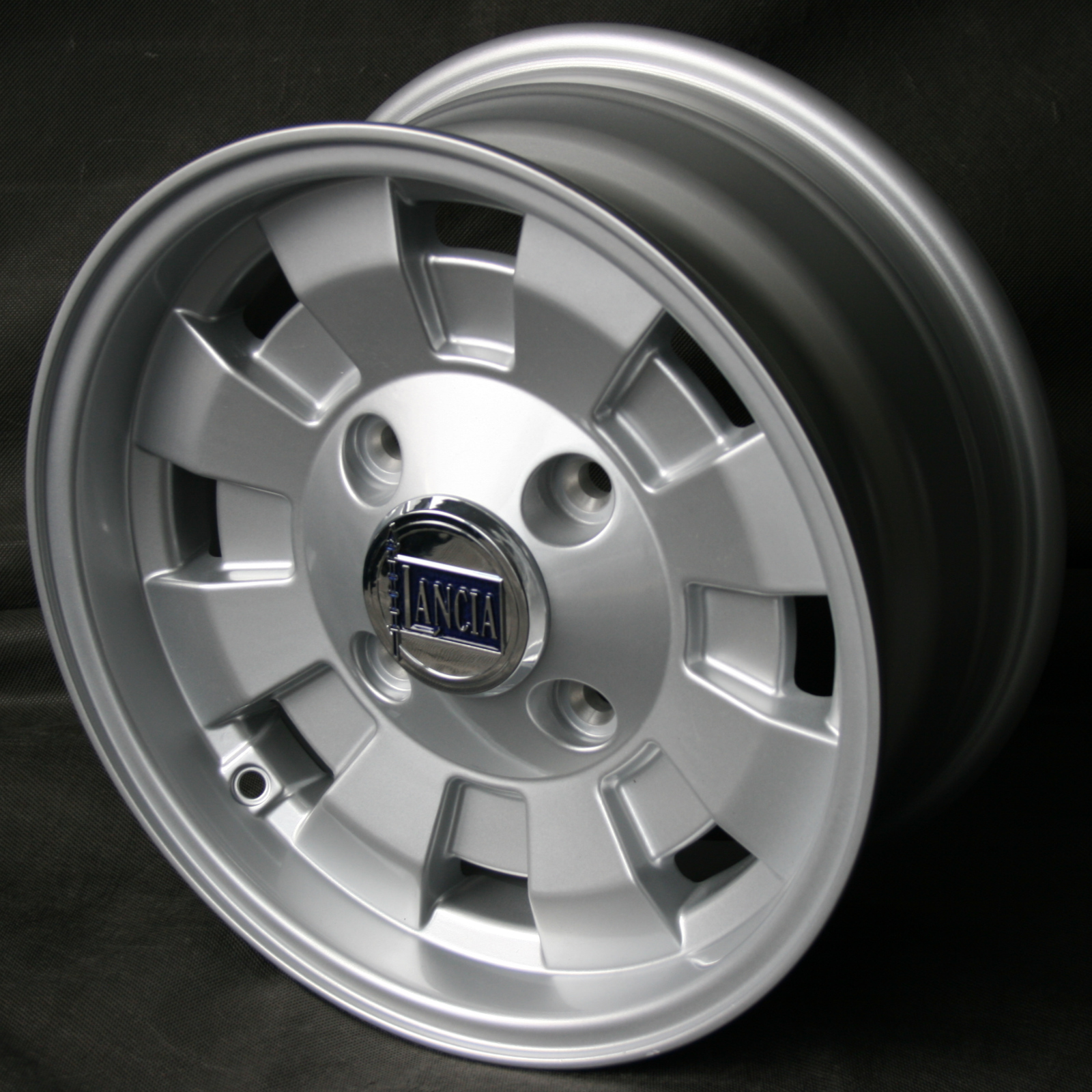 Maxilite CD28 Felge für Lancia 6x14 silver