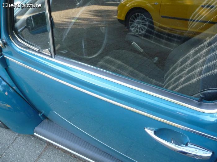 Türscheibenabstreifer mit Zierleiste Chrom links