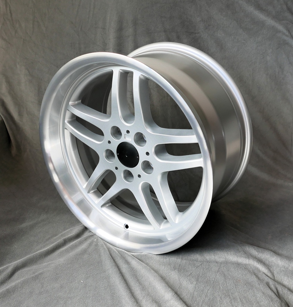 Maxilite BM34 Felge für BMW – 9,5x18 silver/diamond cut