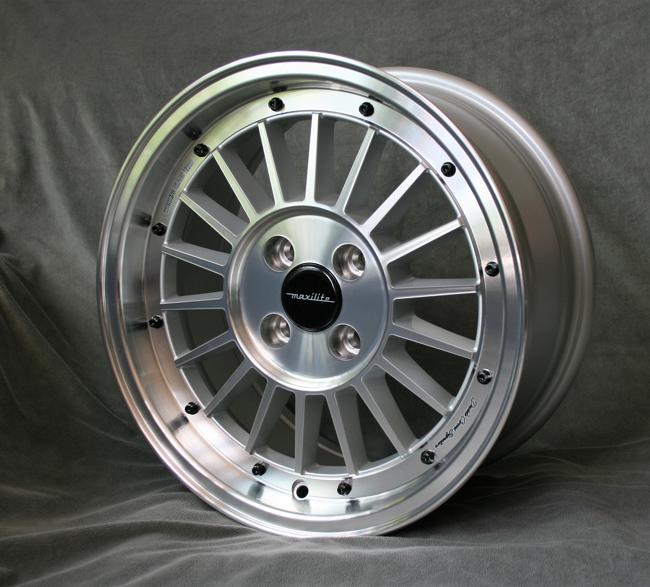 Maxilite WCHE Felge für BMW – 7x15 silber/diamond cut