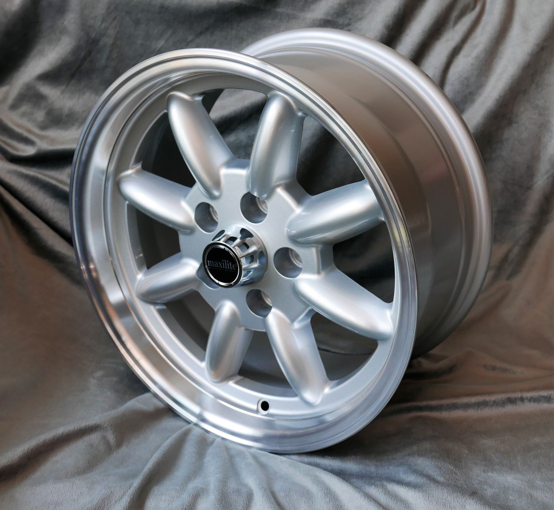 Felge Minilite Style 7x15 5x108 ET20 silber/glanzgedreht 