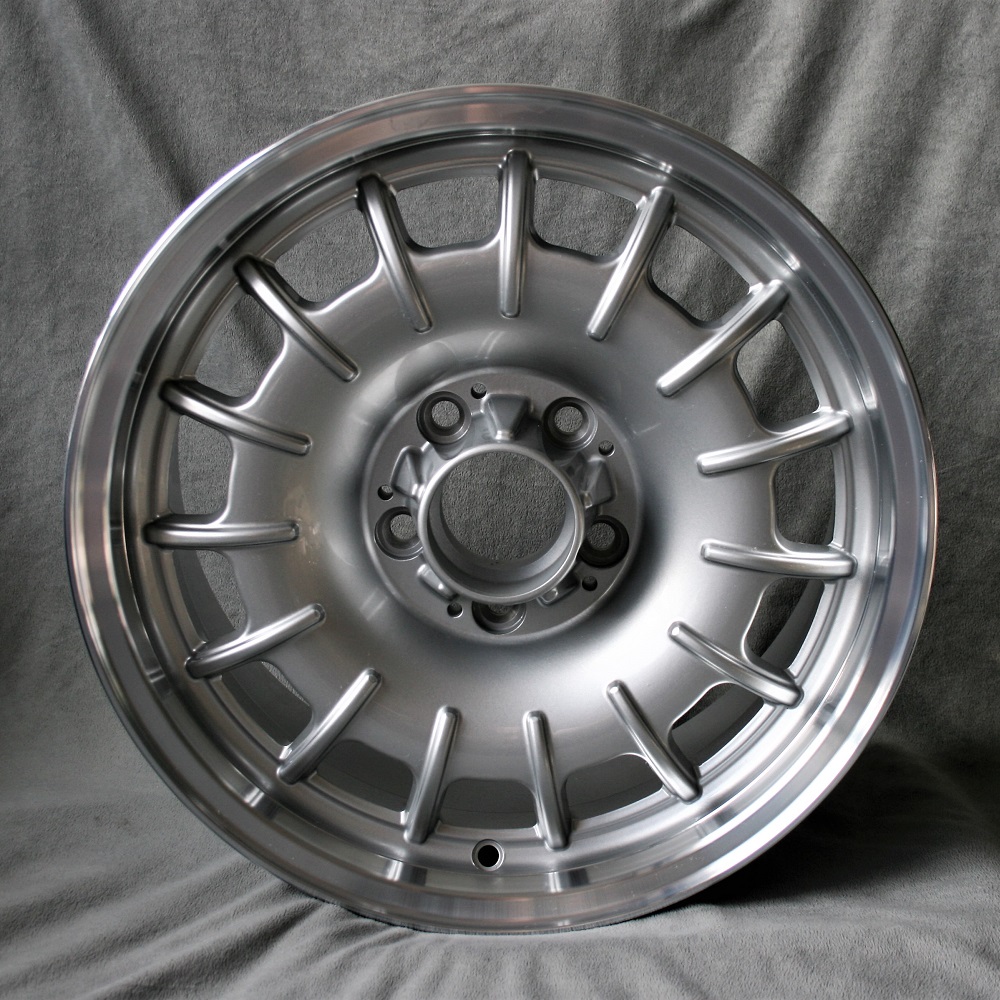 Maxilite Bundt Felge für Mercedes 7x16 silber/diamond cut