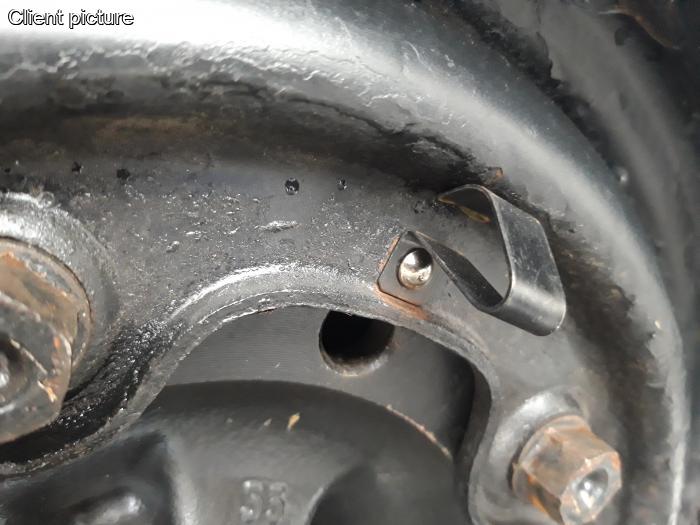 Satz Radkappenclips und Nieten (5 Stück)