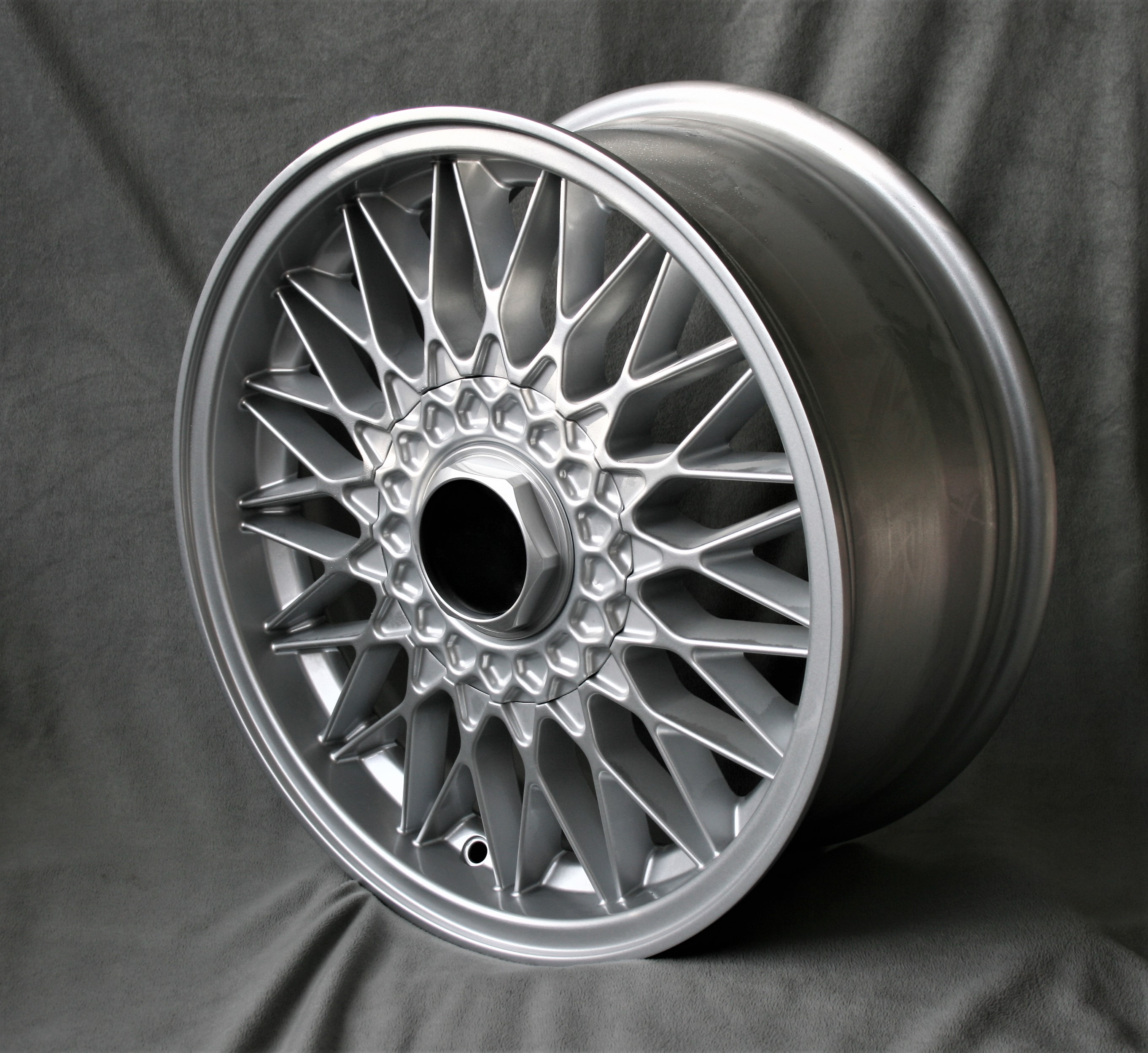 Maxilite x spoke Felge für BMW – 7x16 silber