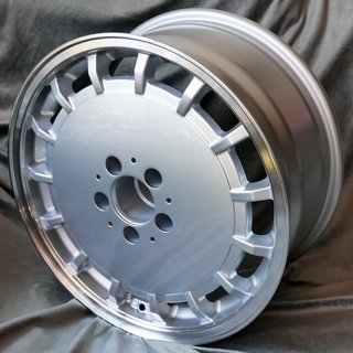 Maxilite Gulli Felge für Mercedes 8x17 silber