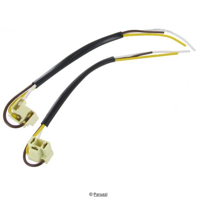 Scheinwerferanschlussstecker mit Verkabelung (pro Paar)