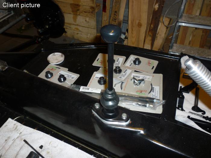 Schalthebelmanschette für Fahrzeuge mit Schaltgetriebe schwarz