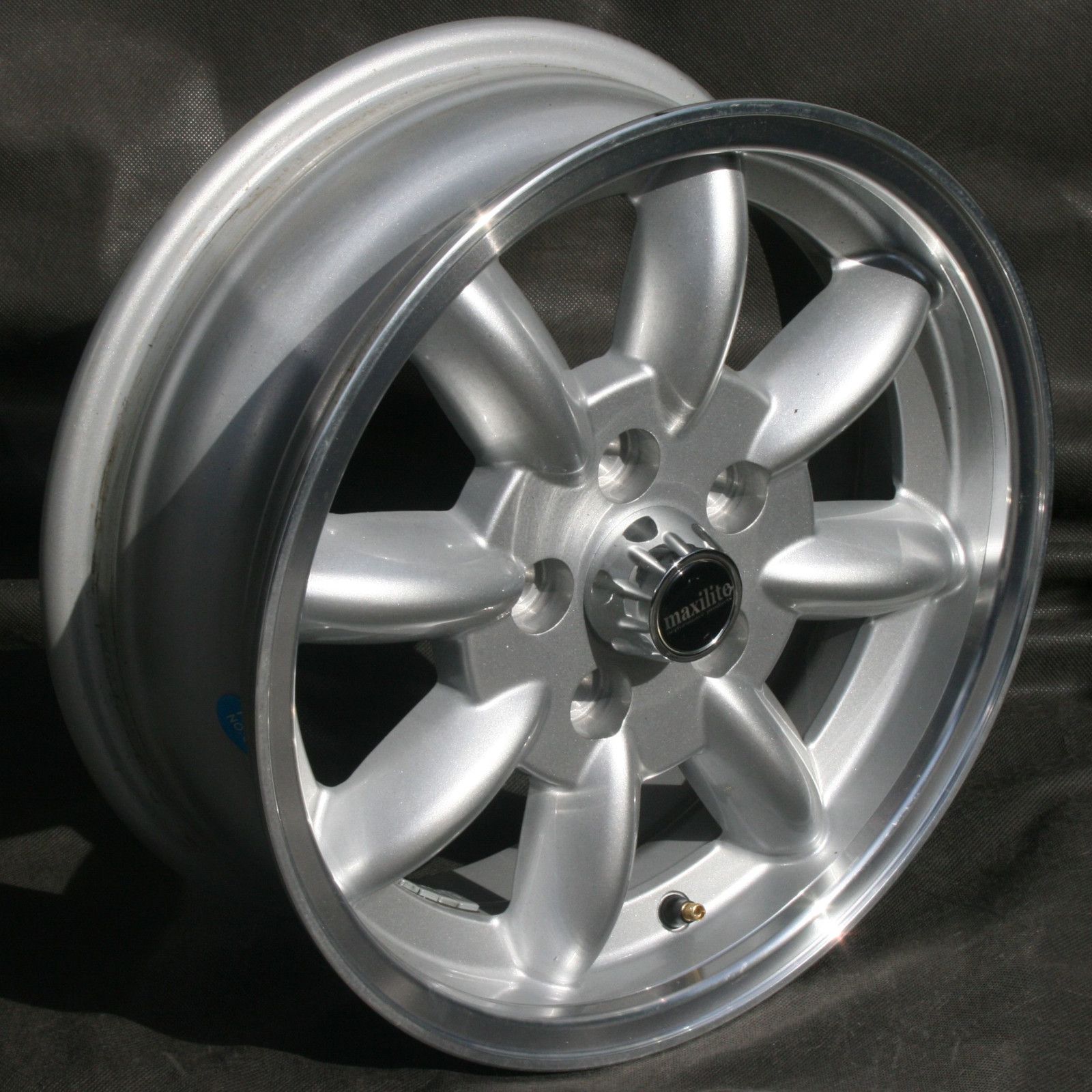 Maxilite Minilite Felge für Volvo 5,5x15 silber/diamond cut