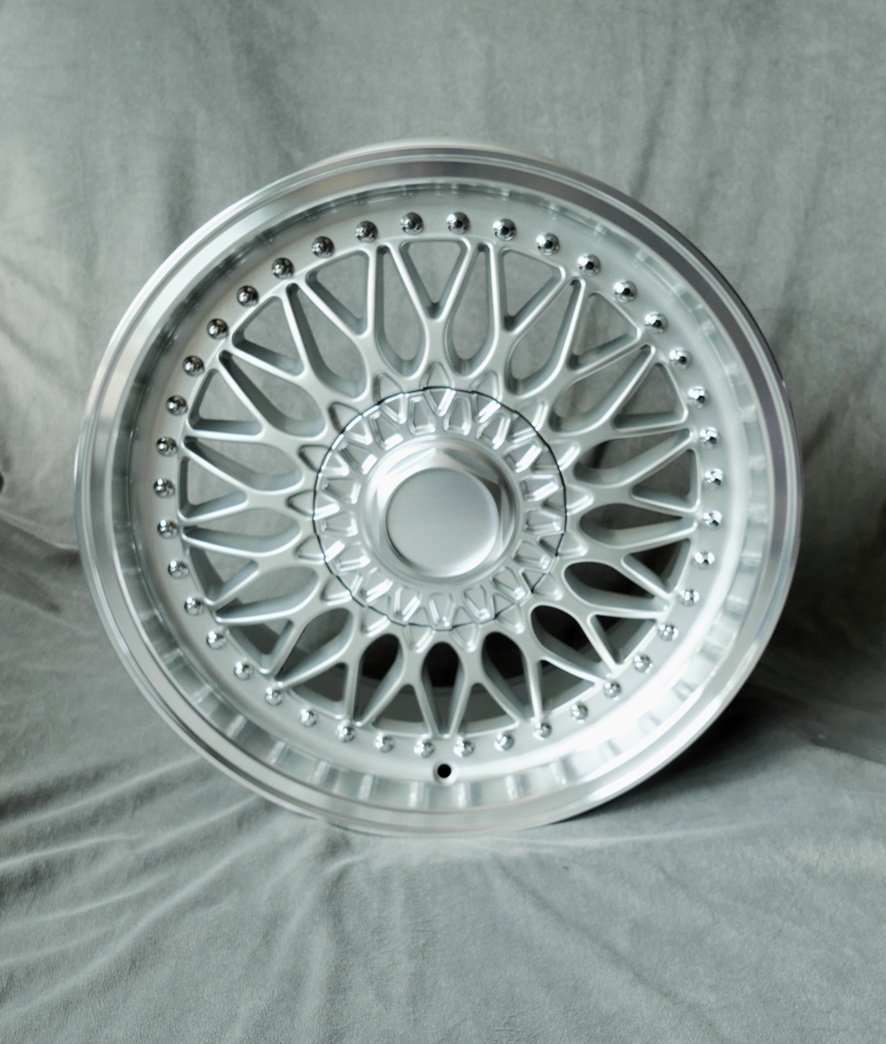 Maxilite RC90 Felge für BMW – 7,5x17 Zoll silber/diamond cut