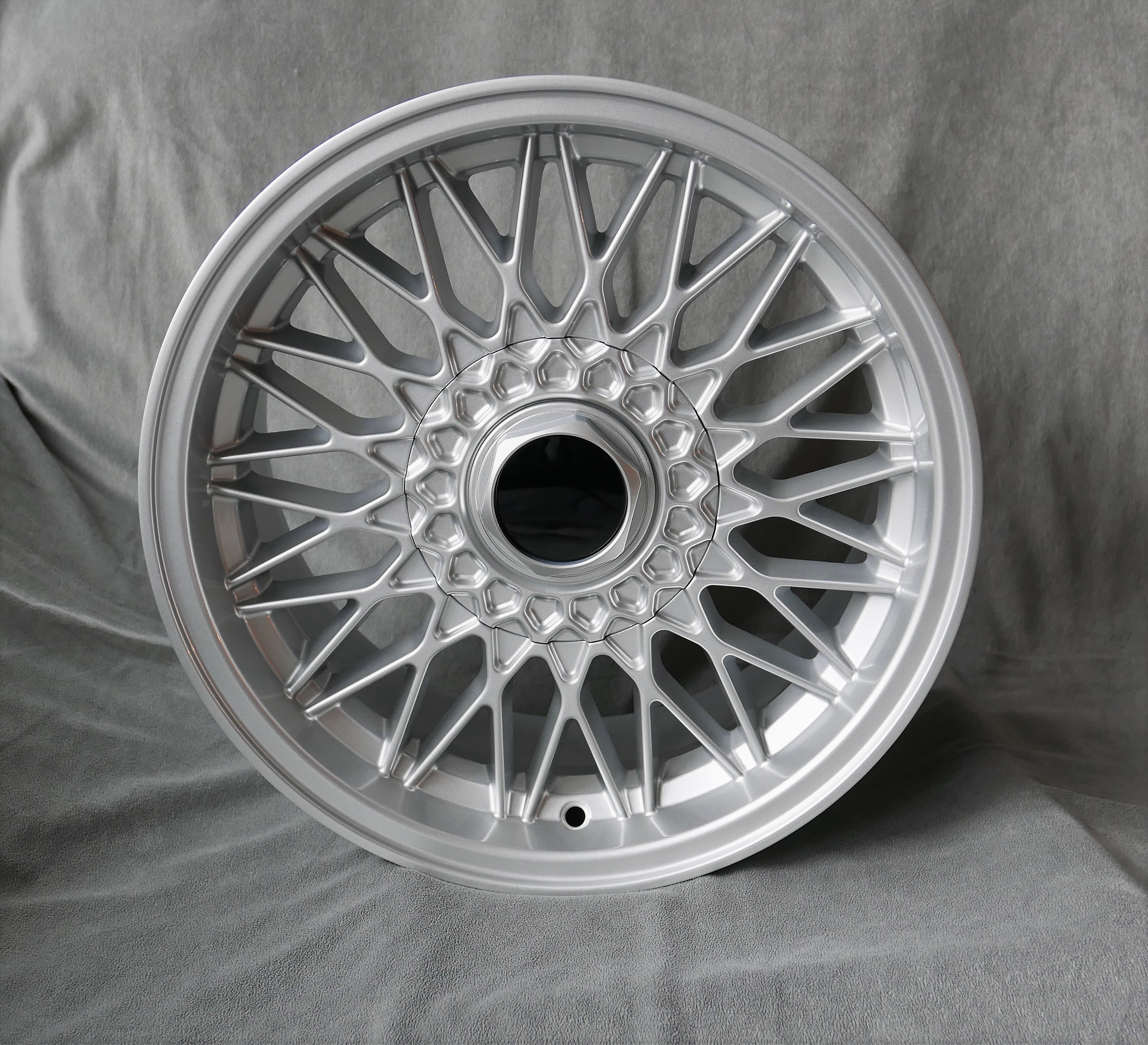 Maxilite x spoke Felge für BMW – 8x16 silber