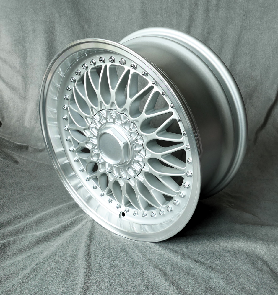 Maxilite RC90 Felge für BMW – 7,5x17 Zoll silber/diamond cut
