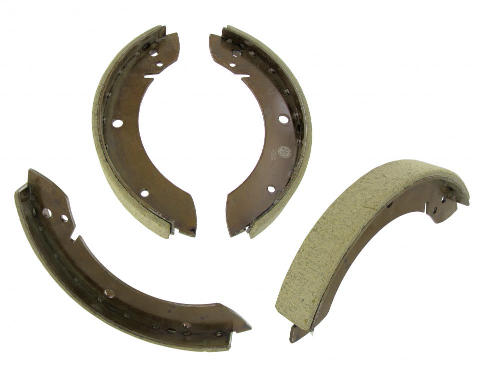 Bremsbackensatz 230 x 30 vorn und hinten | 113 609 237