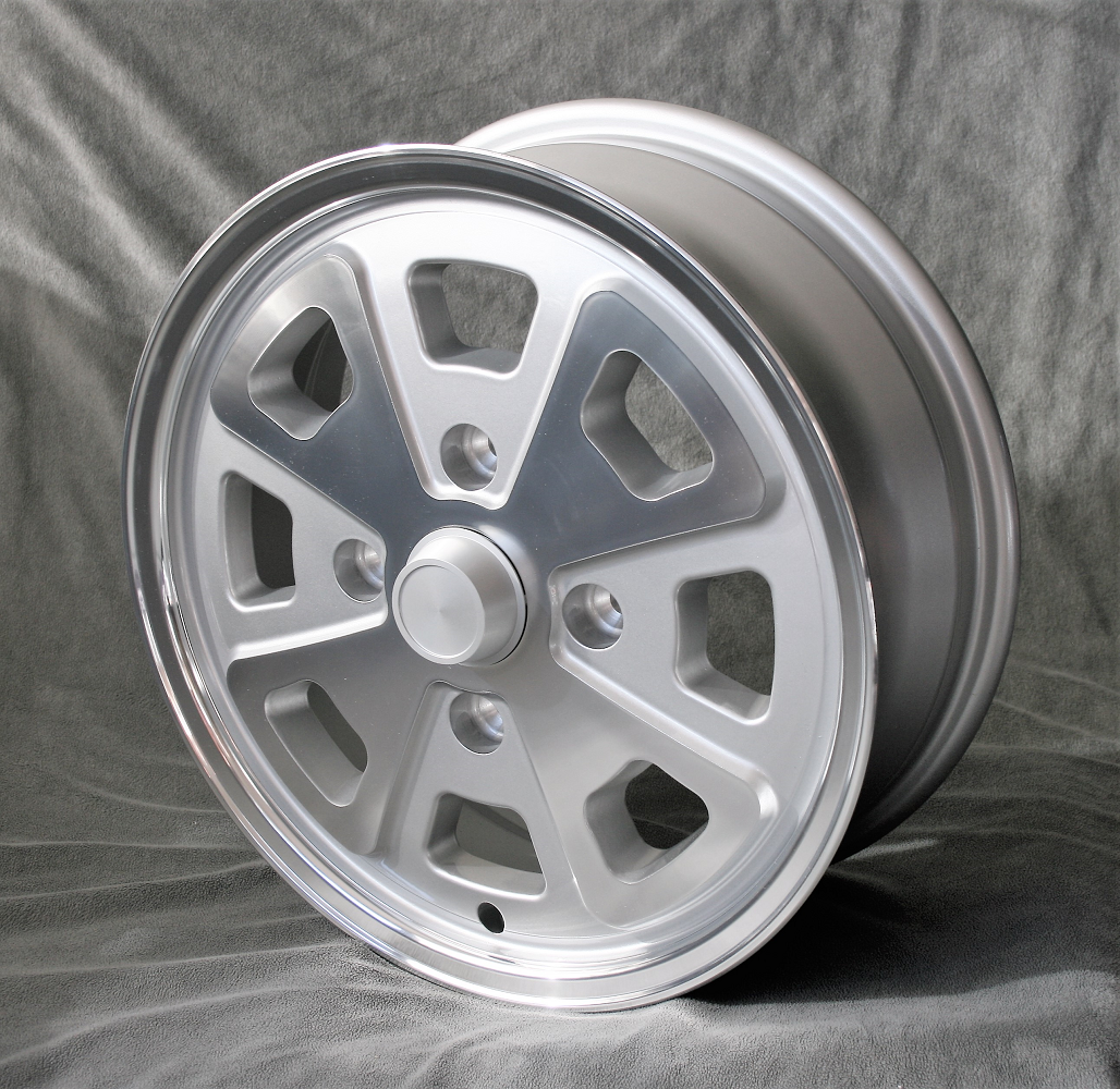 Maxilite Baby5 15 Zoll Felge 5,5x15 ET35 silver/diamond cut