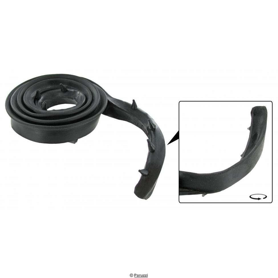 Haubendichtung unter der Windschutzscheibe