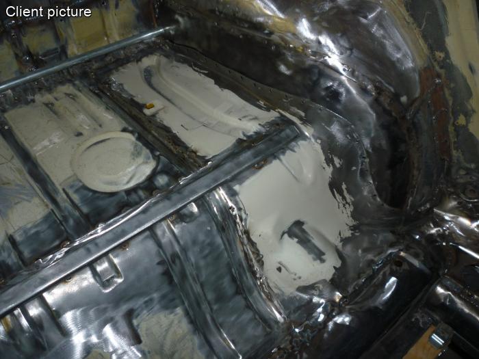 Reparaturblech im Kofferraum links