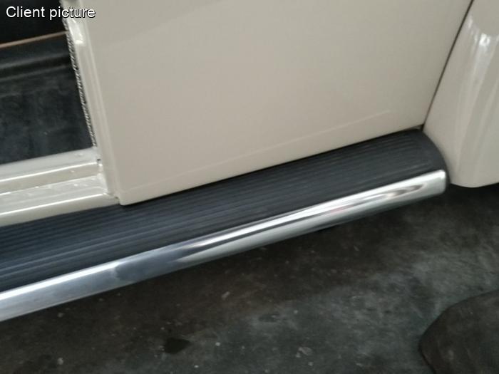 Aluminium-Trittbrettleisten (je Stk.) Aluminium-Trittbrettleisten (je Stk.)