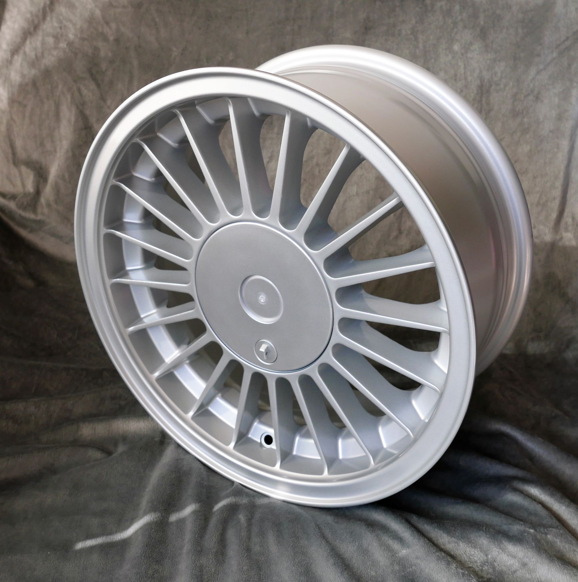 Alufelge Spoke Style 7x16" ET28 LK 4x100 