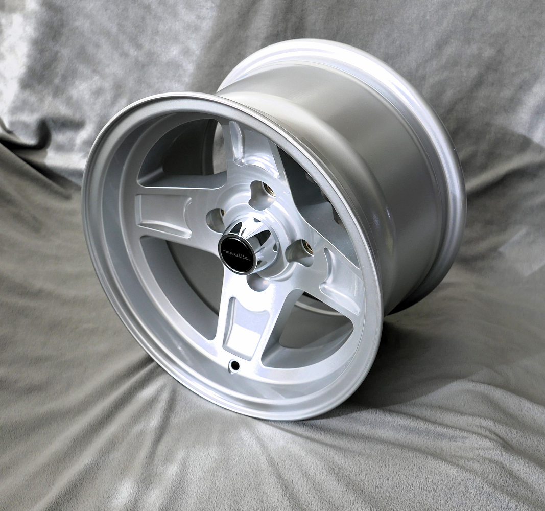 Maxilite Campa 8x13 Felge für Ford – silber