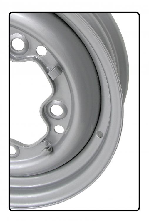 Standard Felge grau 4x130 5x205 ohne Lüftungslöcher
