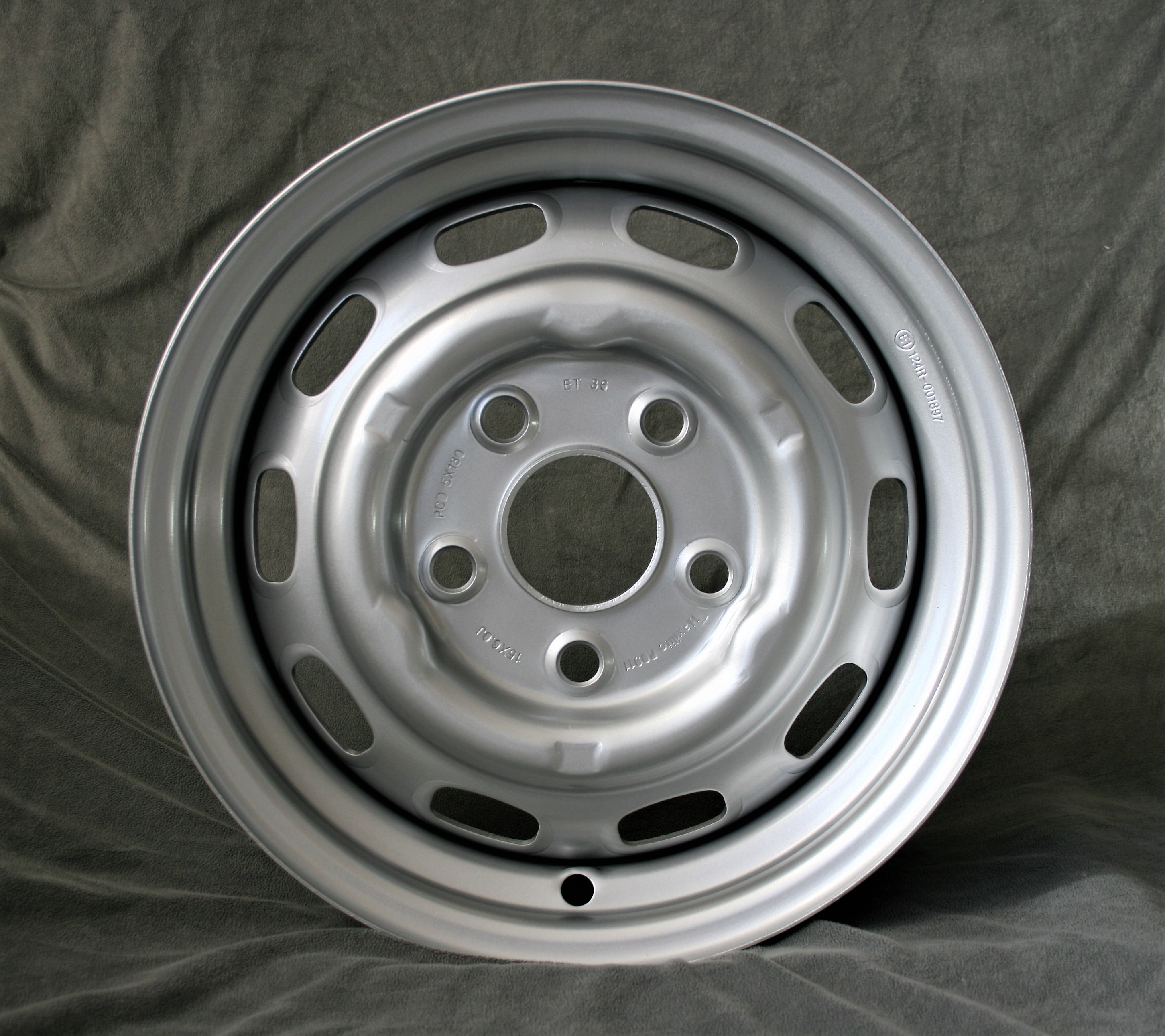 Stahlfelge Porsche 6x15-ET36 LK5x130 